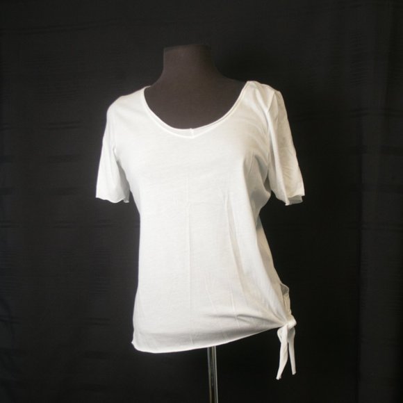 SIMPLE White T-shirt - Picture 1 of 6